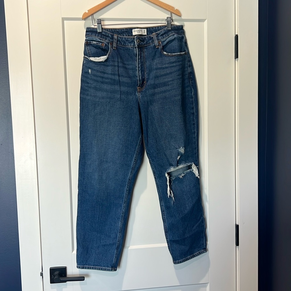 Abercrombie & Fitch The Mom High Rise Curve Love